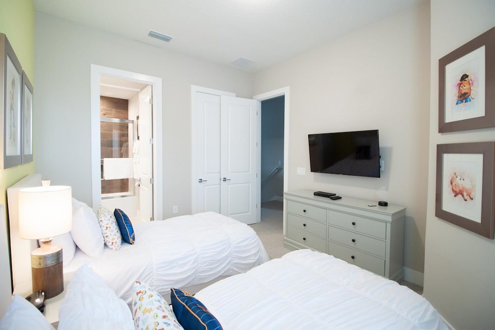 New 4 BR 4 BA Villa Ground Zero to Theme Parks, Billede 39