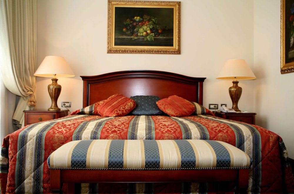 Classic Double Room (Villa Argentina) photo 3