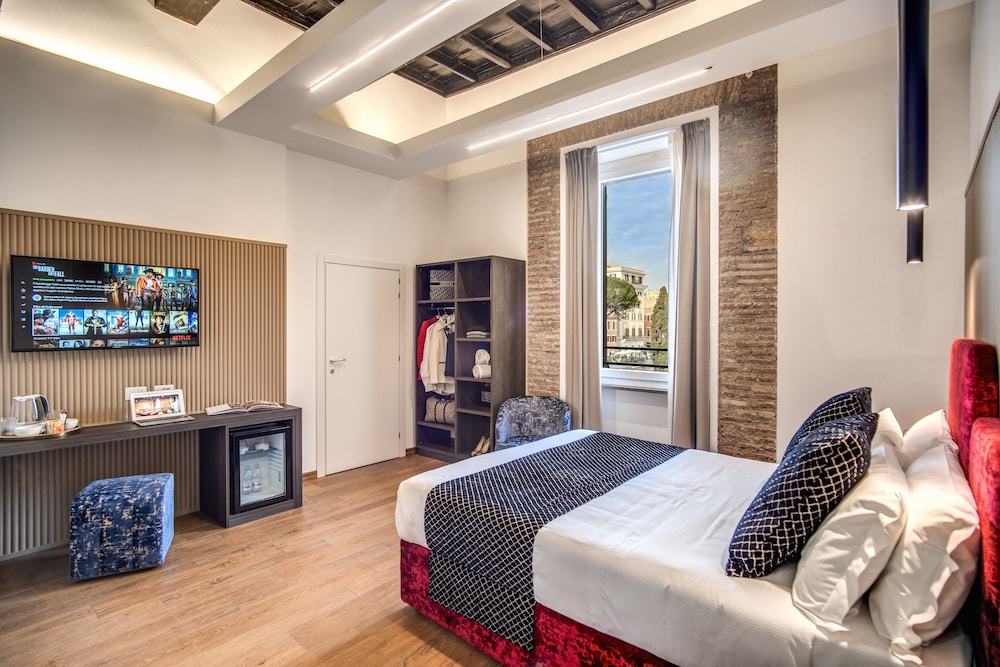 Superior Double or Twin Room, City View photo 1