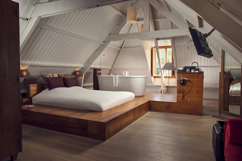 Executive Suite, 1 King Bed (Warnsborn Suite)