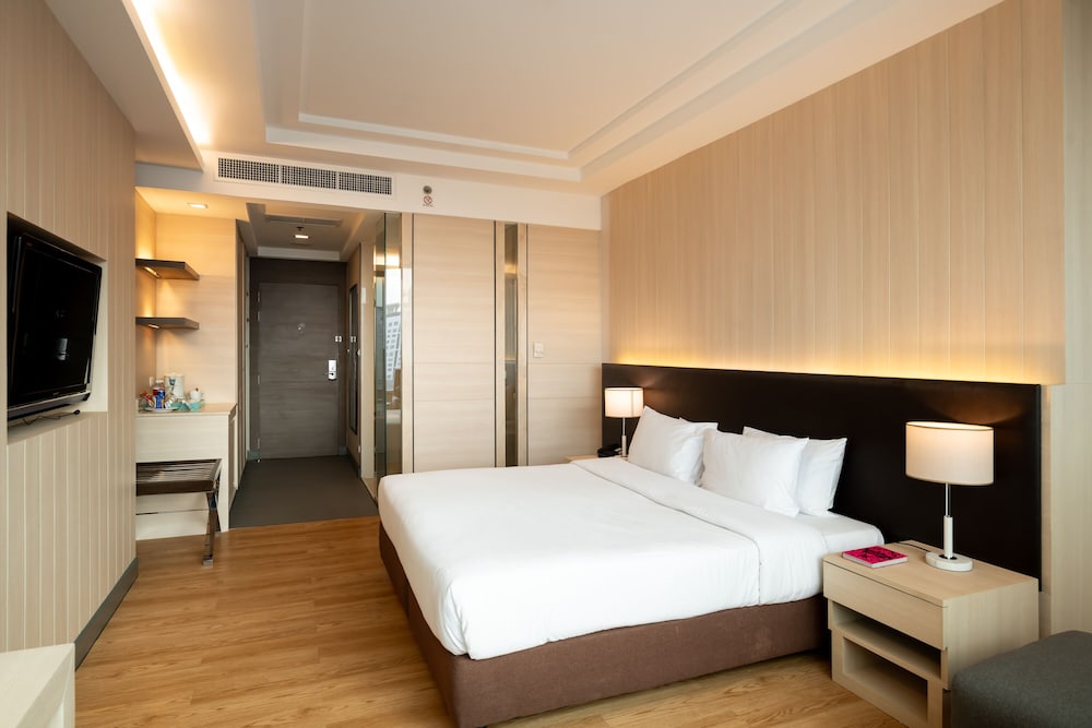 Deluxe Room, City View photo 2