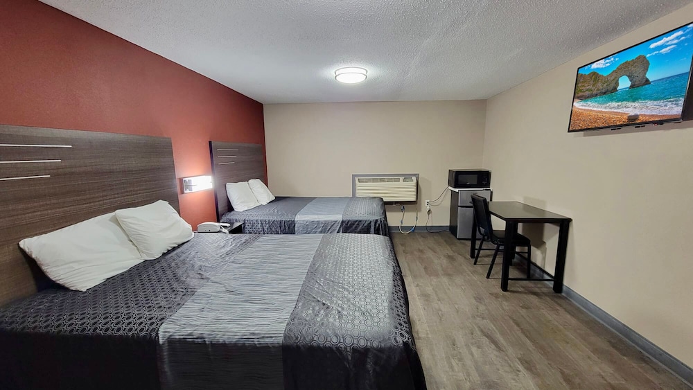 Deluxe ADA Double Bed (2 Queen)