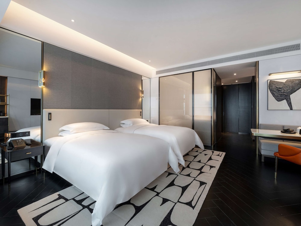 Club Room, 2 Twin Beds (Club Access)