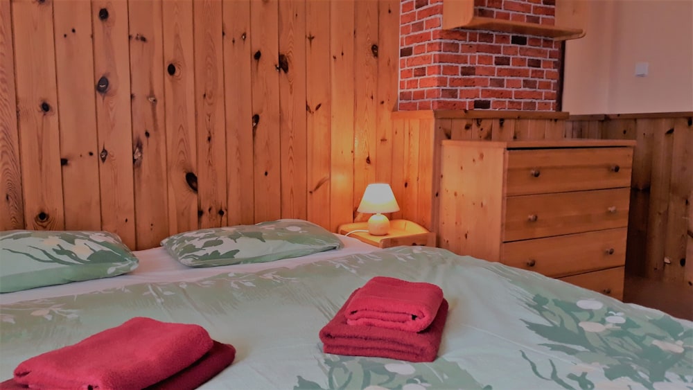 Suite (2 bedrooms and kitchen) photo 3