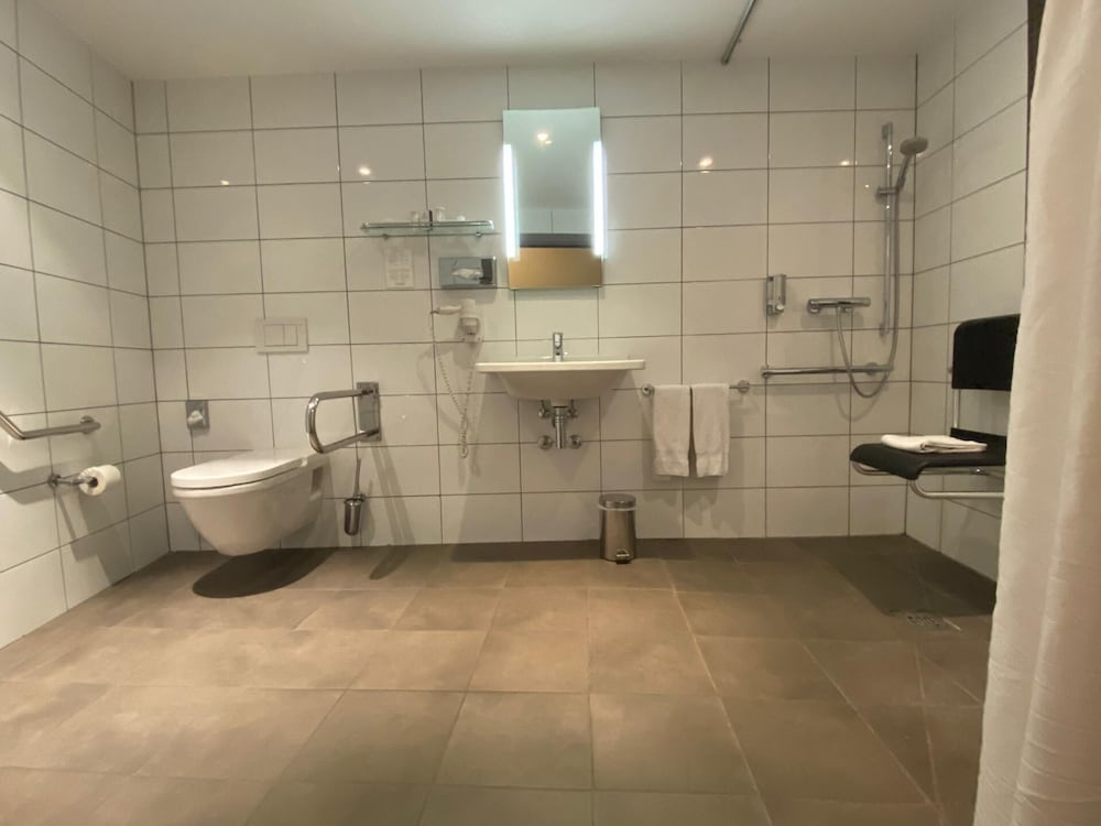 Charming Double Room, Disability access