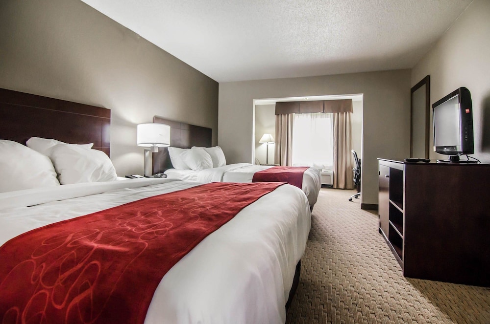 Suite, 2 Queen Beds, Non Smoking - Photo 8