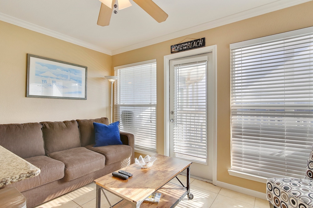 Condo, 1 Bedroom