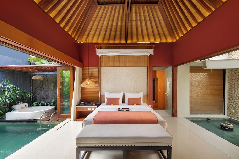 Grand One Bedroom Villa with Private Pool