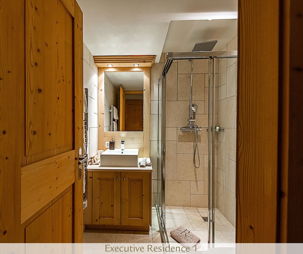 Executive Room (Residence) - Photo 9