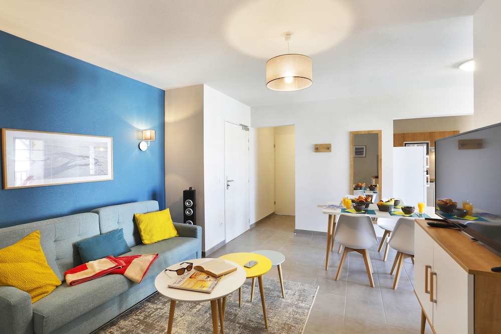 Apartment, 3 Bedrooms/ 8 Pers photo 1