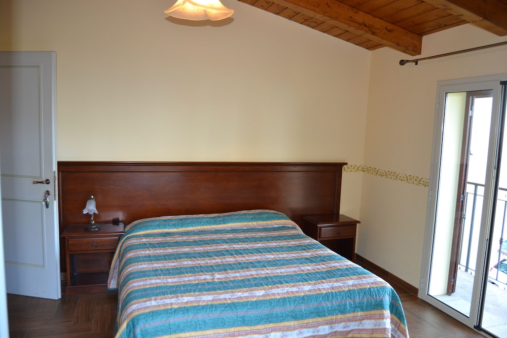 Standard Quadruple Room, Sea View photo 1