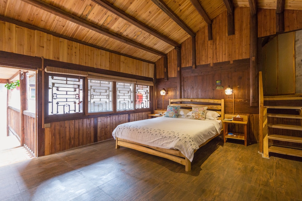 Deluxe Loft photo 2