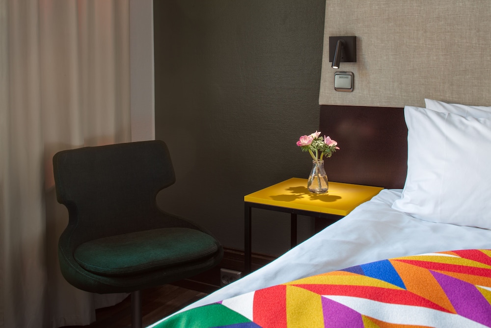 Mini (One Single Bed) thumbnail 6