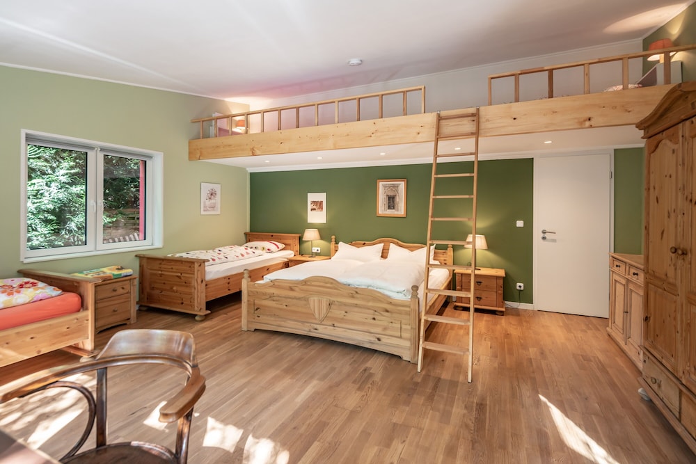 Family Condo, Multiple Beds, Non Smoking, Garden View photo 2