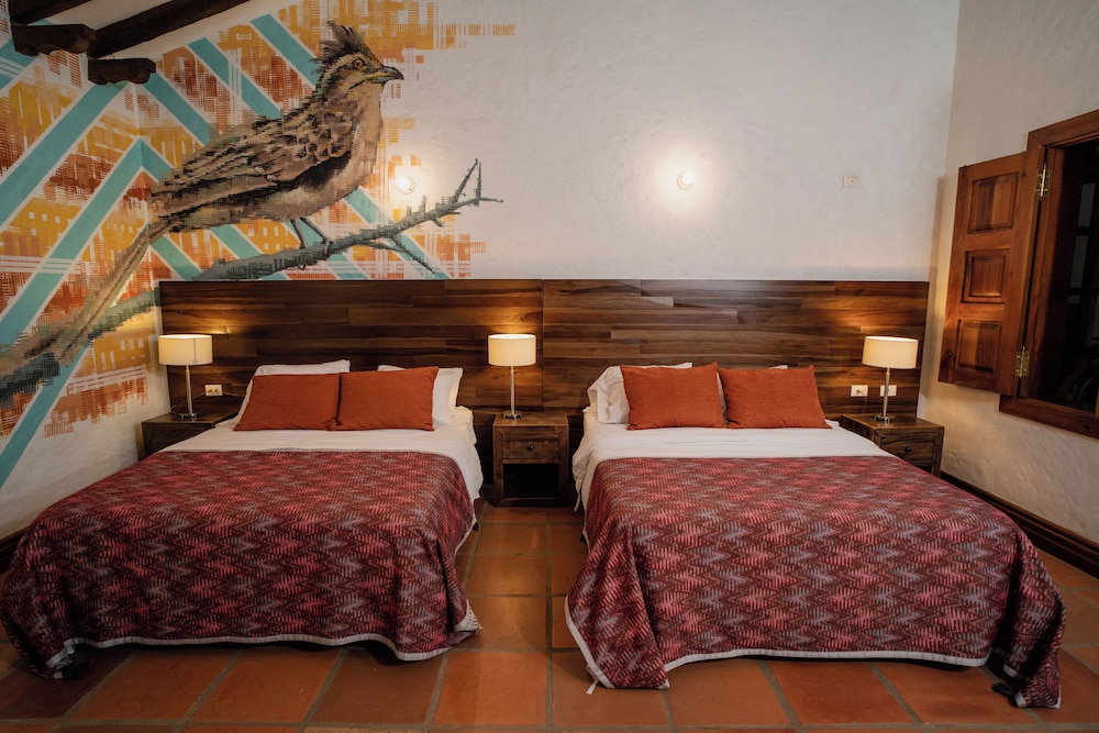 Deluxe Quadruple Room, Pool View photo 1