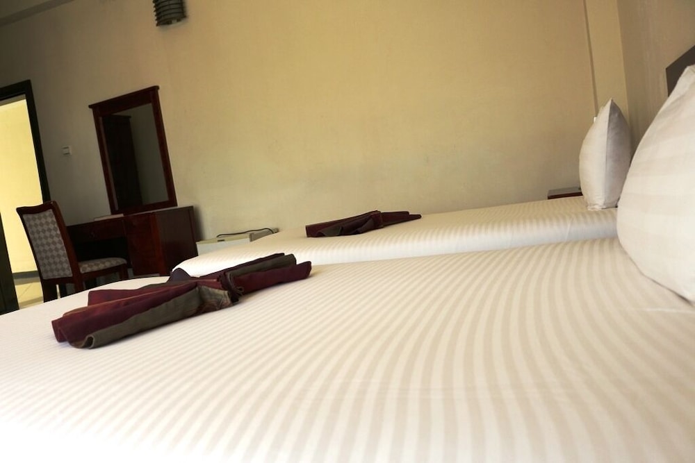 Basic Single Room, 1 Twin Bed photo 3