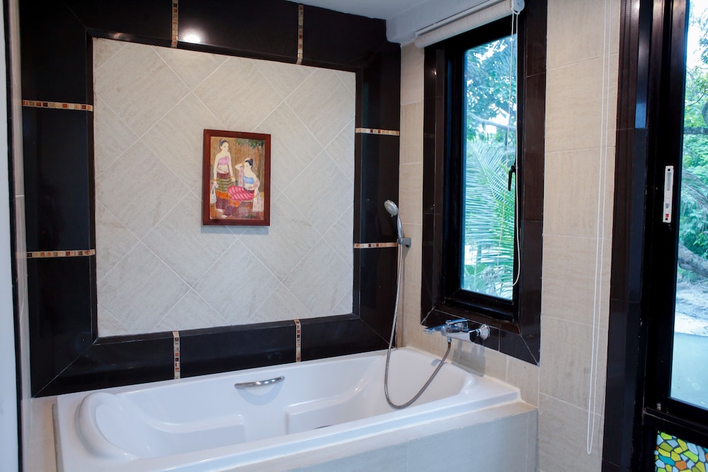 Lagoon Room - Photo 10
