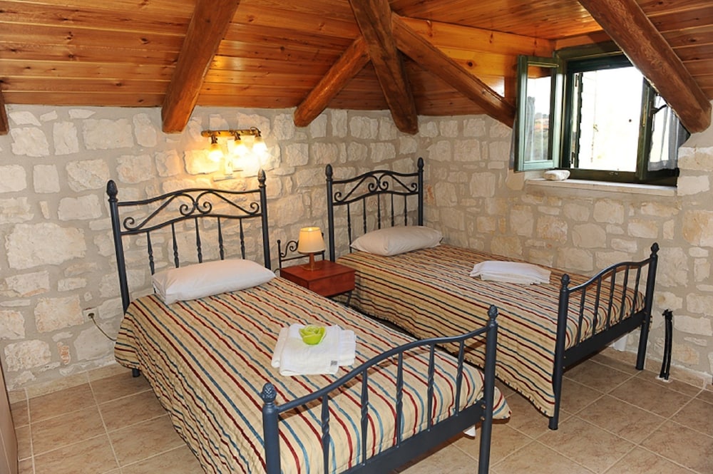 Family Apartment, Garden View (2 adults)