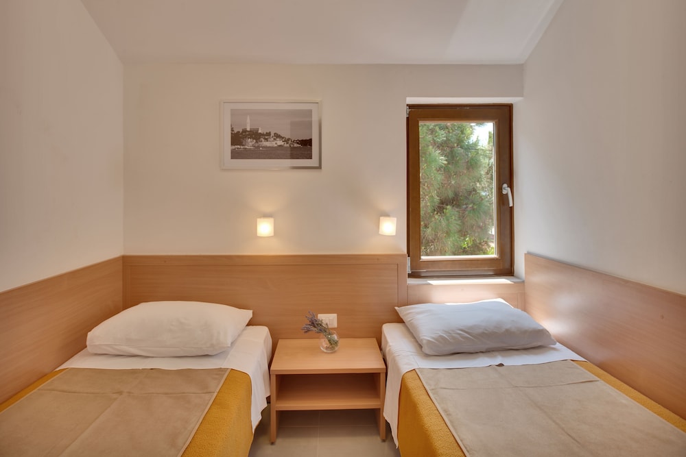 Standard Apartment - Photo 2