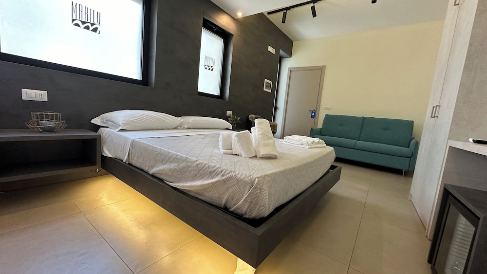 Family Room, 1 Queen Bed with Sofa bed, Private Bathroom, Ground Floor photo 1