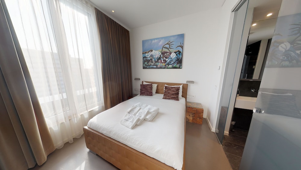 Junior Apartment, 1 Bedroom, Balcony photo 2