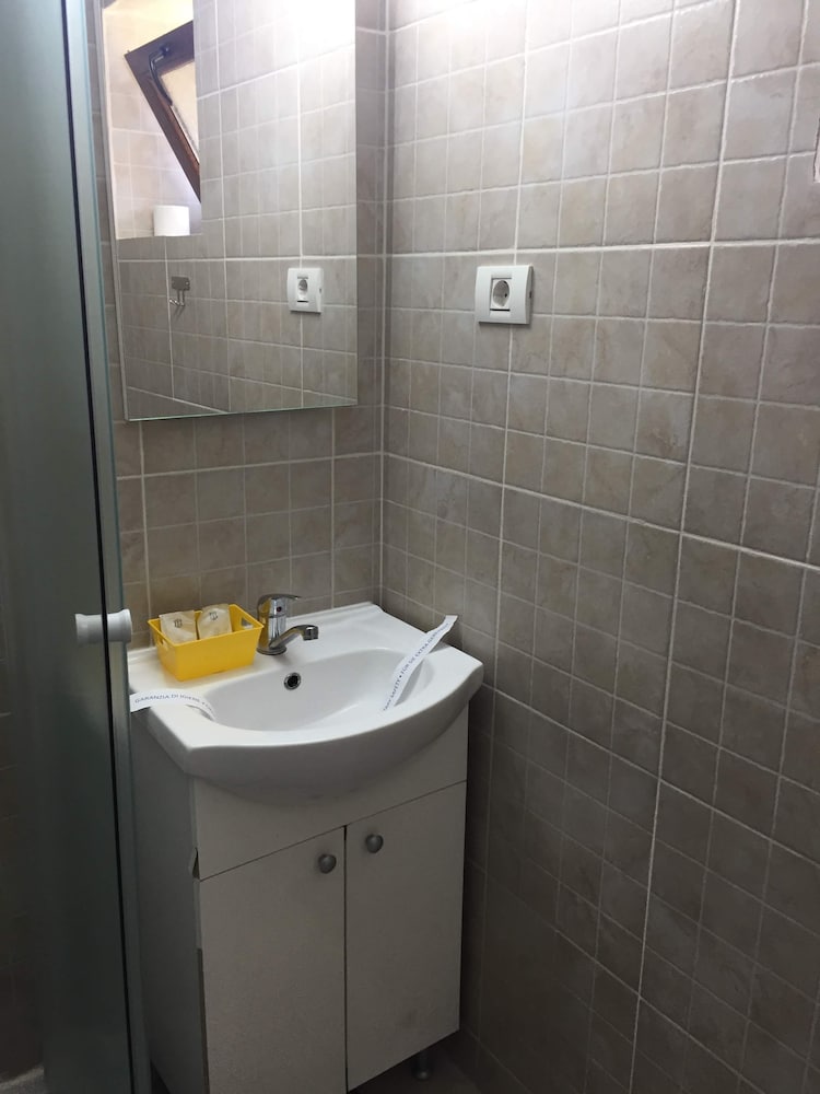 Standard Double Room, 1 Double Bed - Photo 5