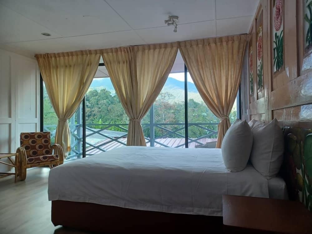Standard Double Room, 1 Queen Bed, Mountain View photo 1