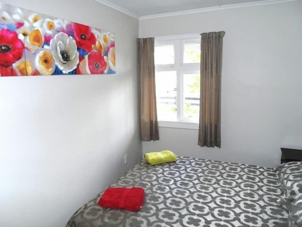 Standard Room, Non Smoking, Shared Bathroom (Single Bed Dorm) photo 2