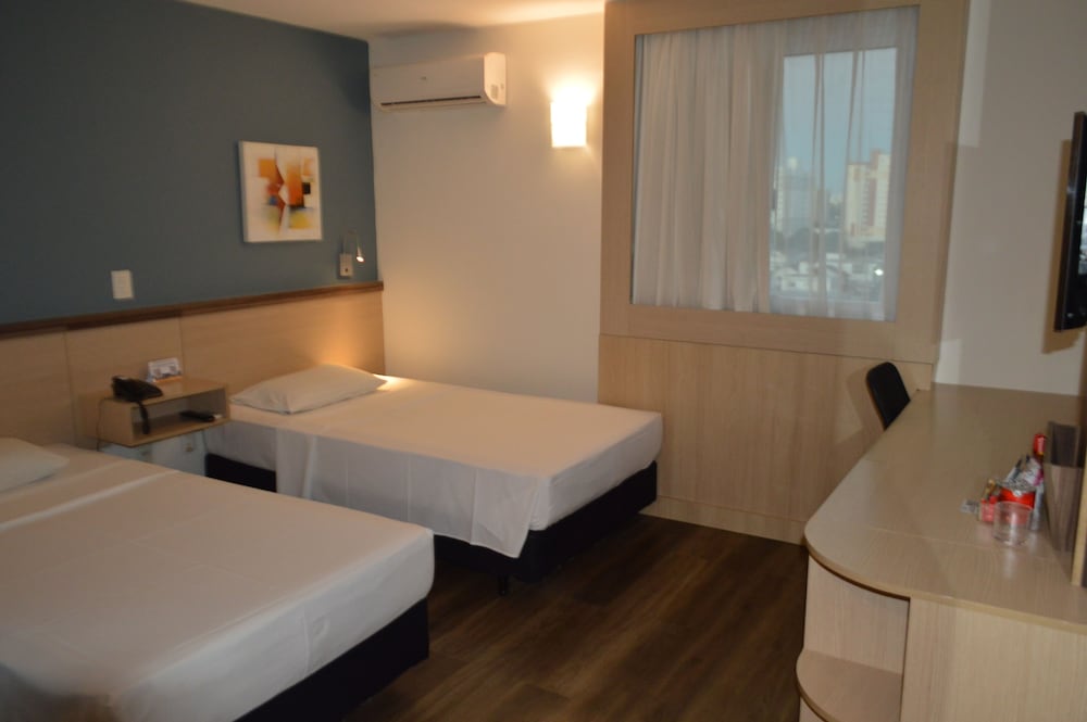 Superior Single Room, 2 Twin Beds - Photo 6