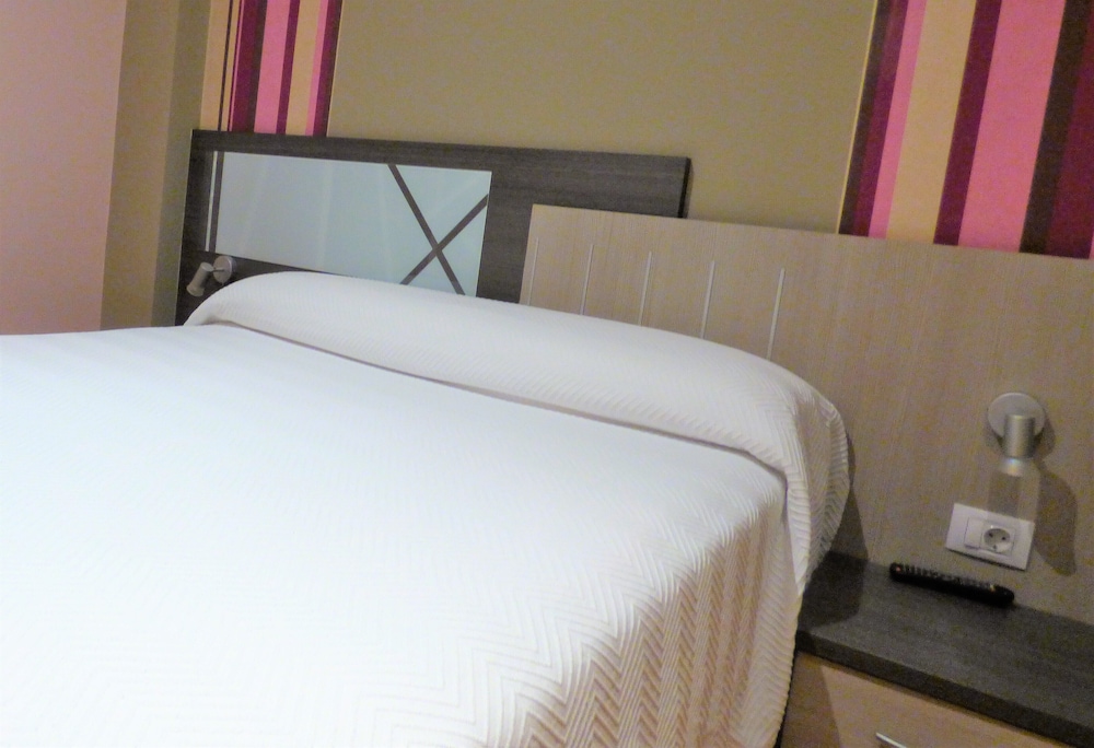 Habitación doble standar, una cama matrimonial - Photo 5