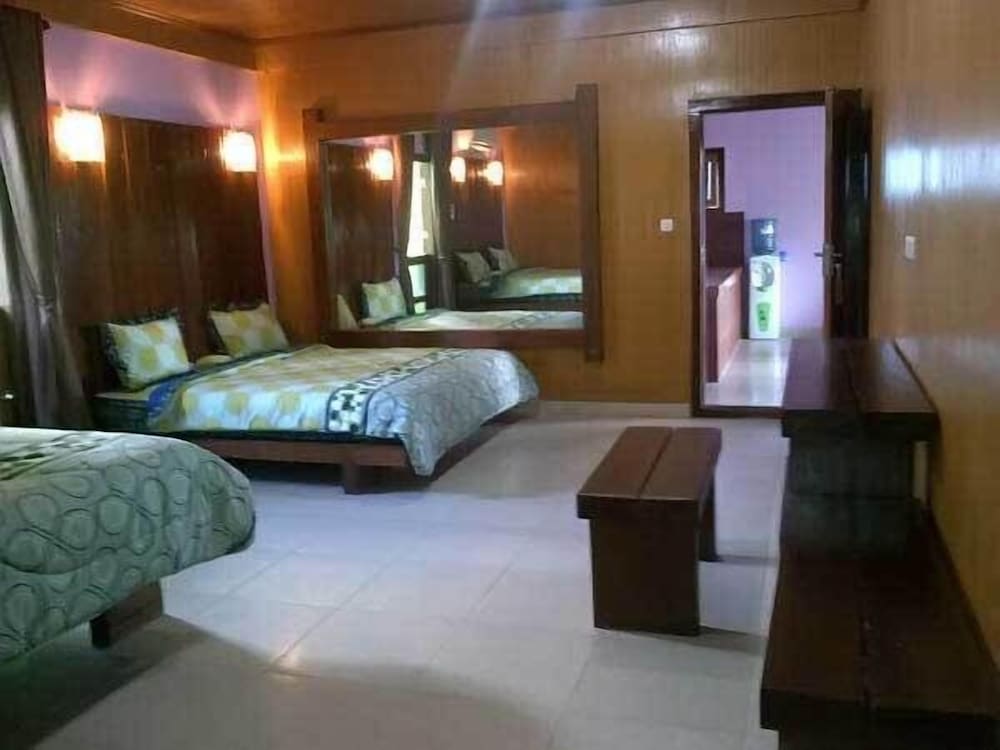 Rinjani Family Room photo 1