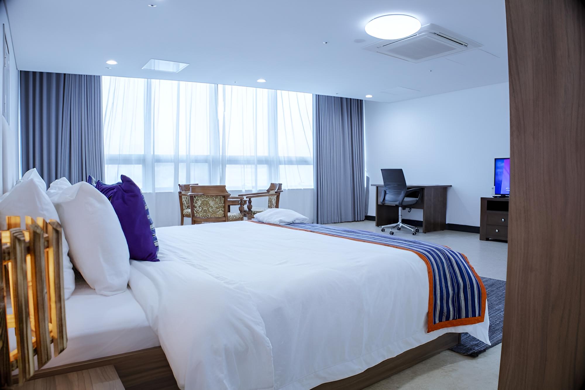 Executive Suite photo 1