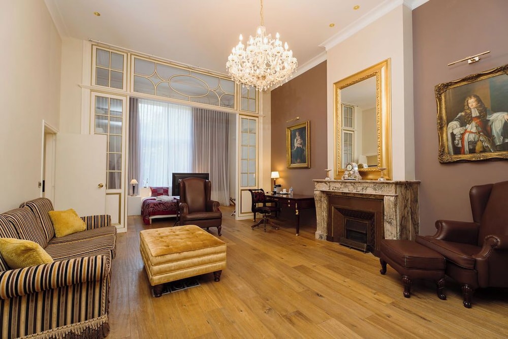 Junior Suite - Photo 1