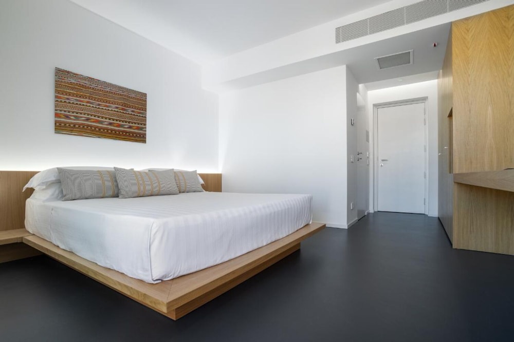 Superior Room - Photo 3