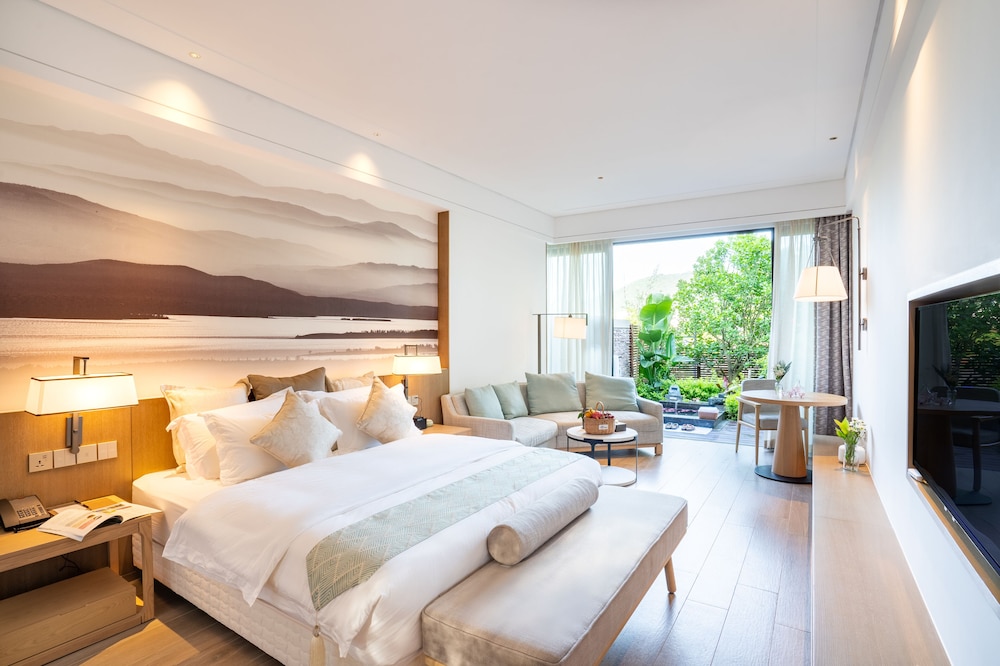 Comfort Double Room, Patio, Courtyard View