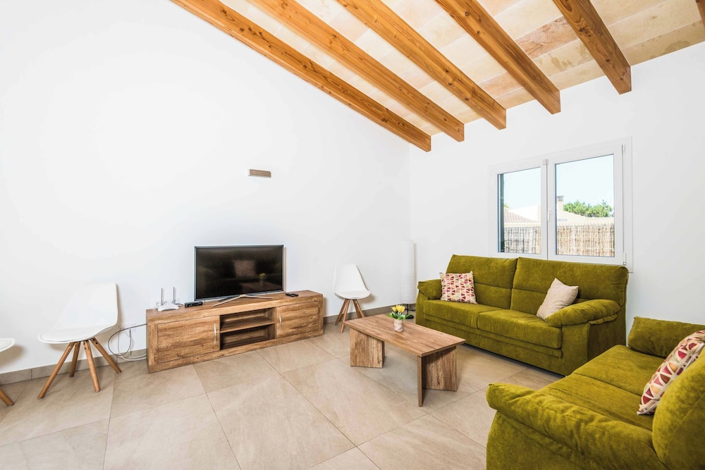 Villa (4 Bedrooms) photo 2