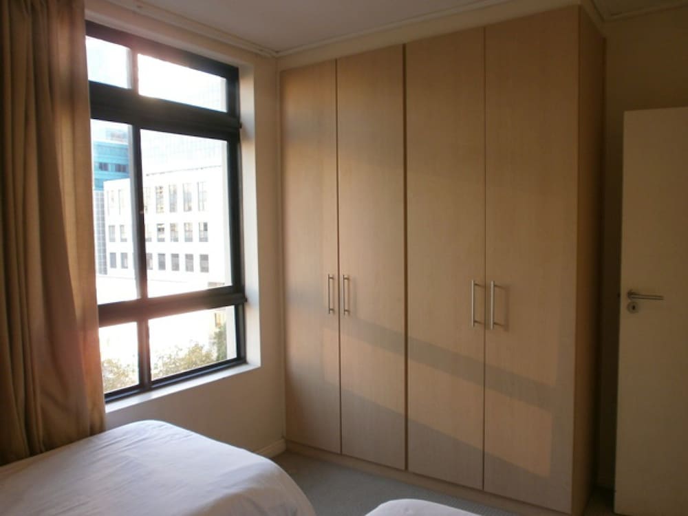 Standard Apartment, 2 Bedrooms (503 Dockside,Self catering & servicig)
