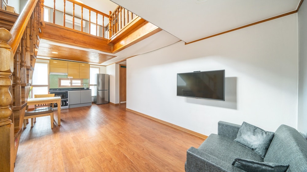 Basic Room, 1 Bedroom (Ilang Ilang (Duplex/Spa/Private BBQ)) - Photo 16