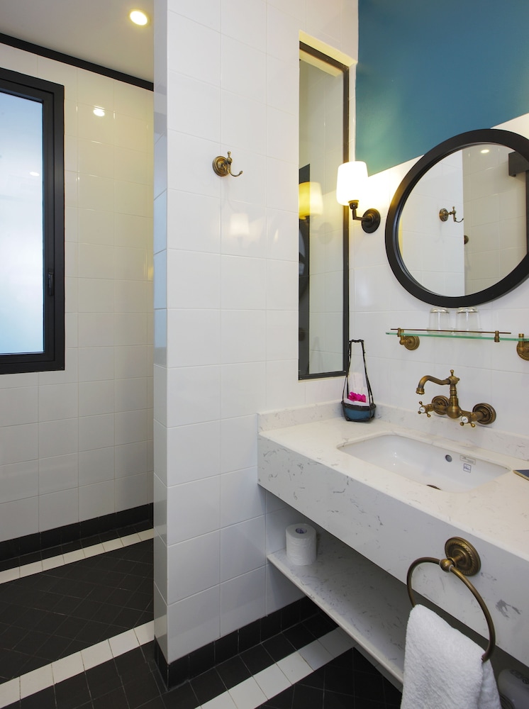 Deluxe Double or Twin Room photo 3