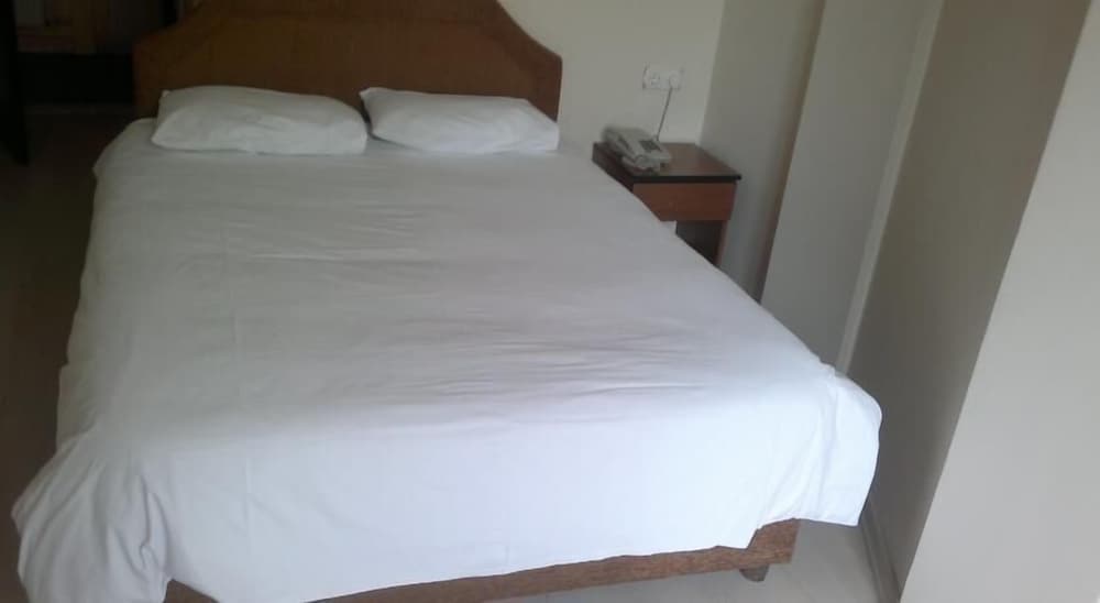 Standard Double Room Single Use photo 1