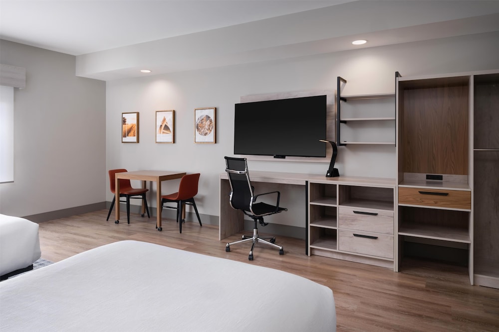 Standard Room, 2 Queen Beds, Non Smoking, Kitchenette (Shower Only)