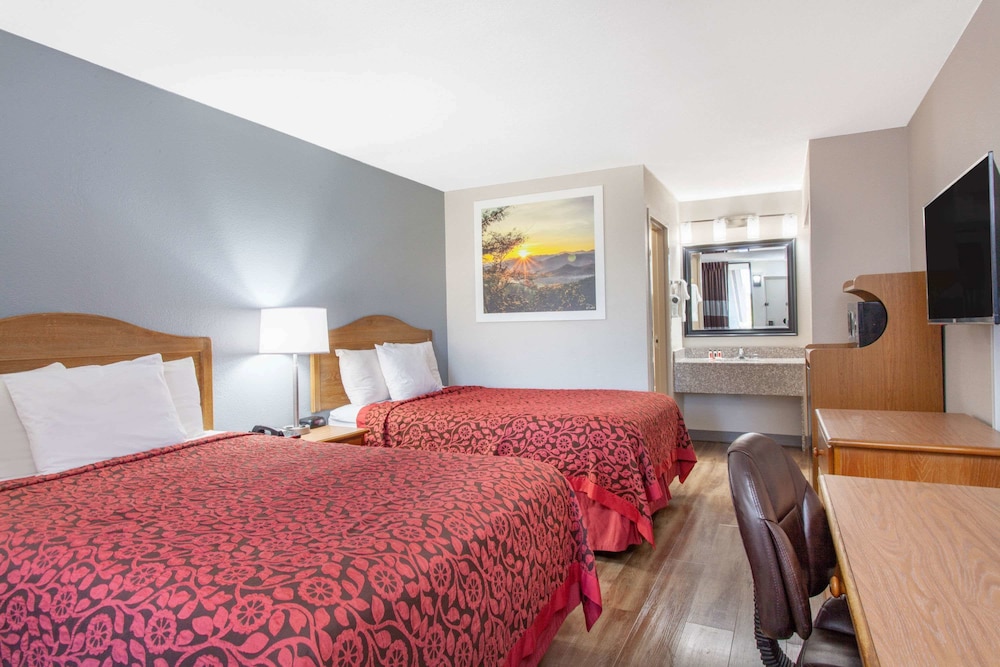 Double Room, 2 Double Beds - Photo 5