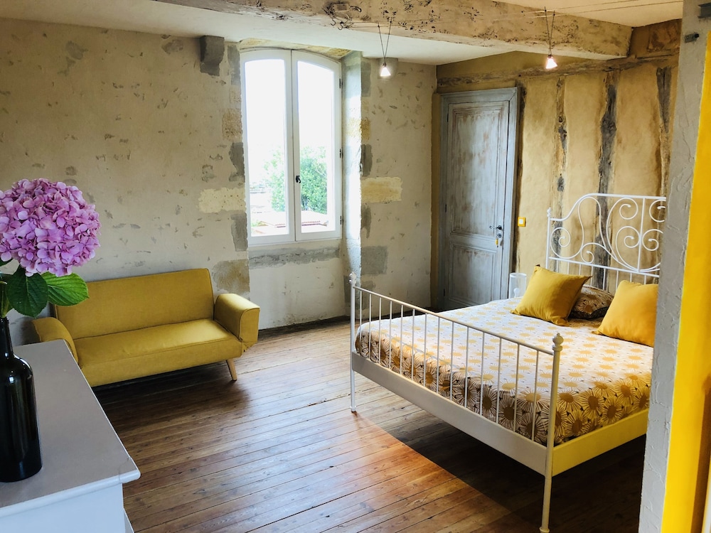 Quadruple Room (Sauterne) photo 3