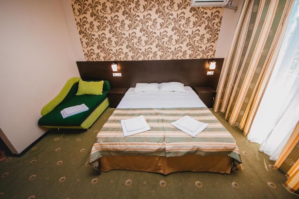 Comfort Triple Room photo 3
