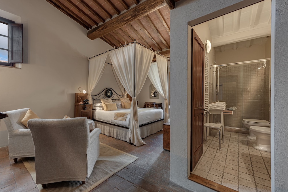 Deluxe Double Room - Photo 7