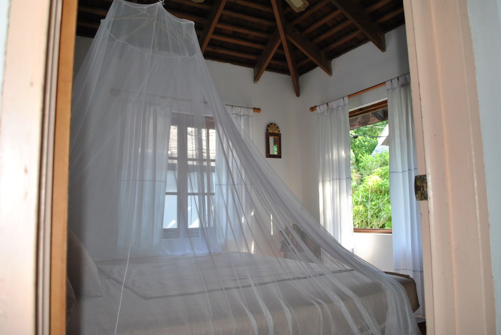 Basic Double Room, Garden View photo 3
