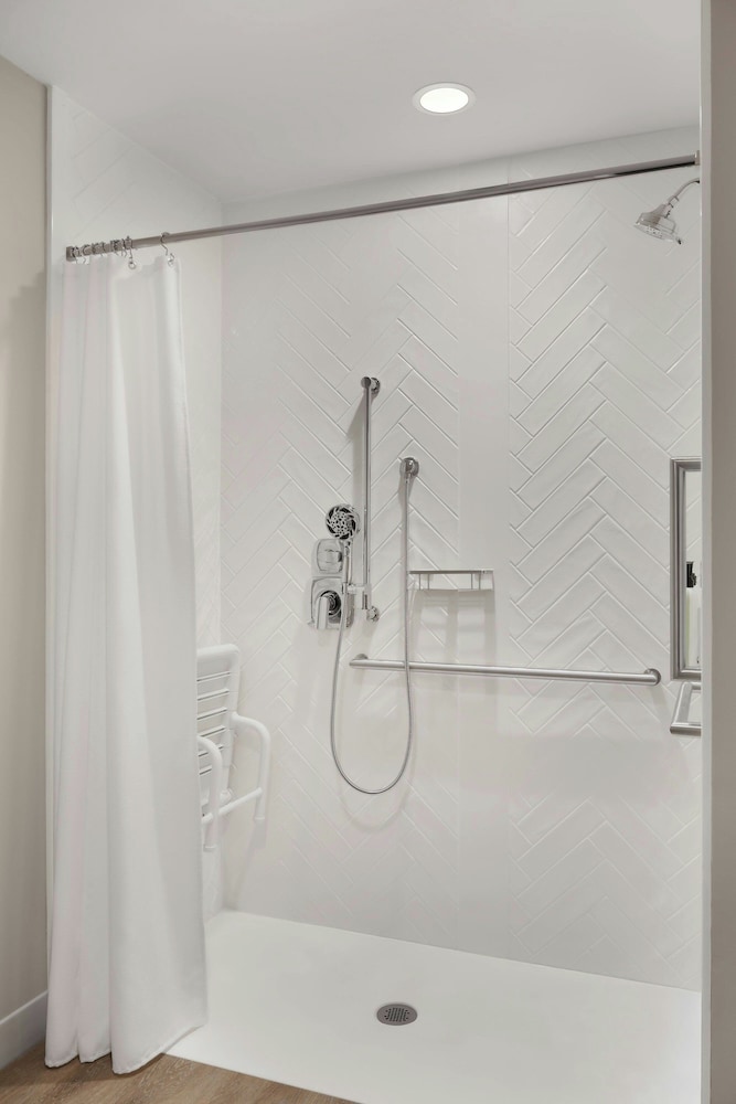 Suite, 1 Bedroom photo 3