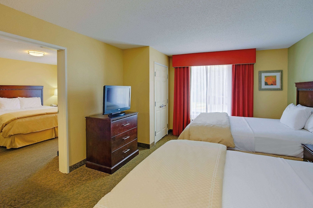 Deluxe Suite, 2 Bedrooms, Non Smoking photo 1