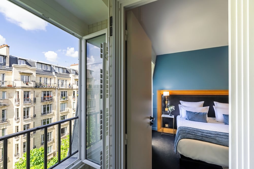 Chambre Classique Vue Tour Eiffel photo 2