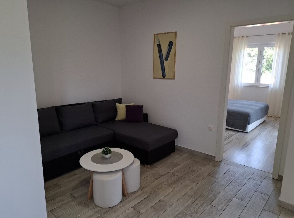 Apartment, 1 Bedroom - Photo 5